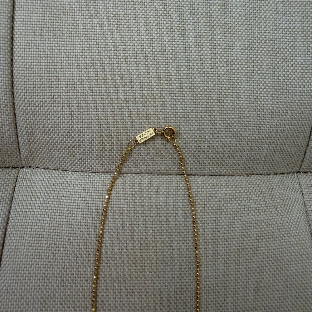 Jennifer Meyer 18k Small Leaf Necklace - Picture 7 of 7